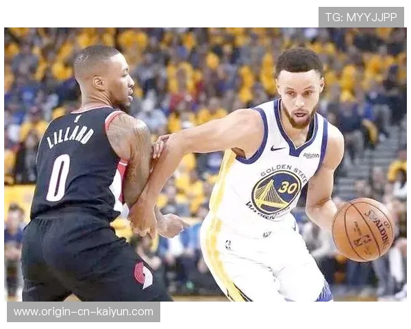 勇士通过跑位创造空间