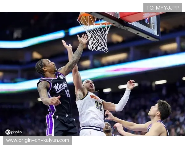 掘金默里冷静三分命中，球队取回主动权